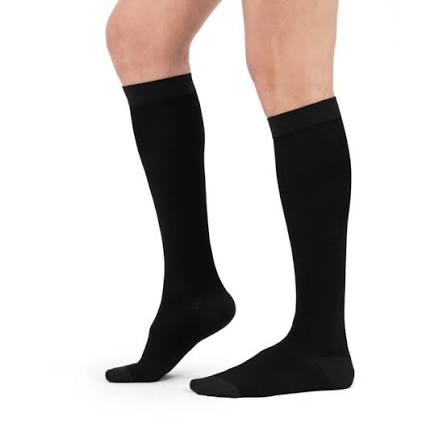 440 - 18-22 4(L) NEGRO (rodilla)